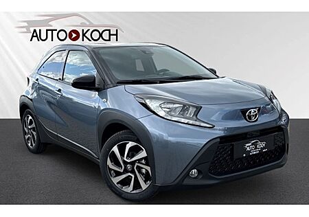 Toyota Aygo (X) Aygo (X) 1.0-l-VVT-i Play 5 Türen
