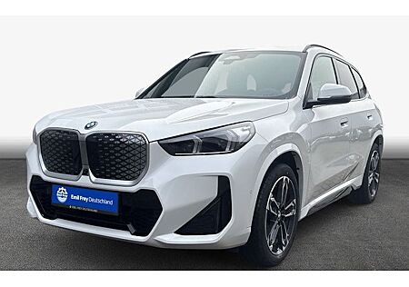 BMW iX1 eDrive20 5 Türen