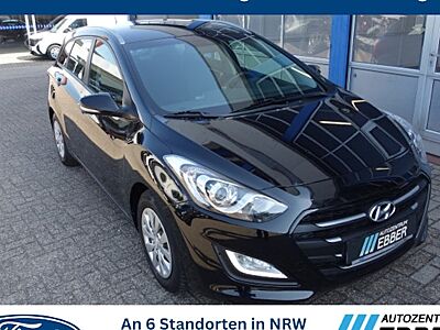 Hyundai i30 blue 1.6 CRDi 81kW Trend 5 Türen