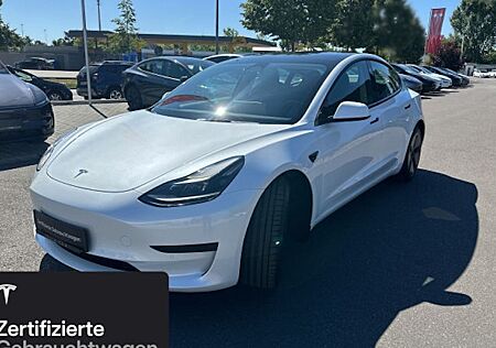 Tesla Model 3 Hinterradantrieb RWD 4 Türen