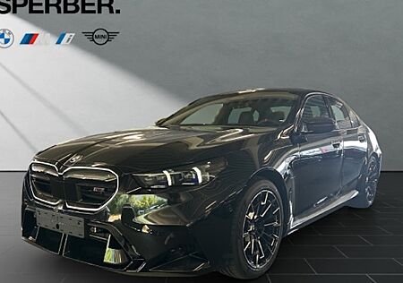BMW M5 Plug-In Hybrid xDrive A 4 Türen
