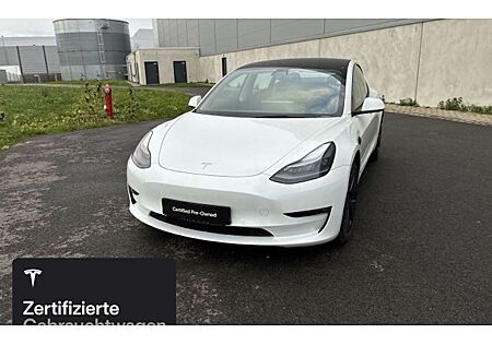 Tesla Model 3 Hinterradantrieb RWD Long Range 4 Türen