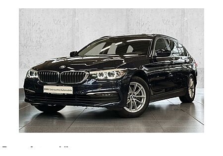 BMW 5er 520d xDrive Touring A 5 Türen