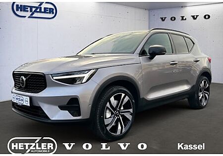 Volvo XC 40 B3 Ultra Dark DCT 5 Türen