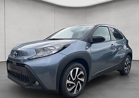 Toyota Aygo (X) Aygo (X) 1.0-l-VVT-i Play S-CVT 5 Türen