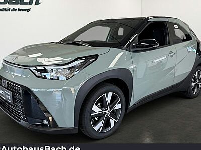 Toyota Aygo (X) 1.5-l-Hybrid Teamplayer CVT 5 Türen