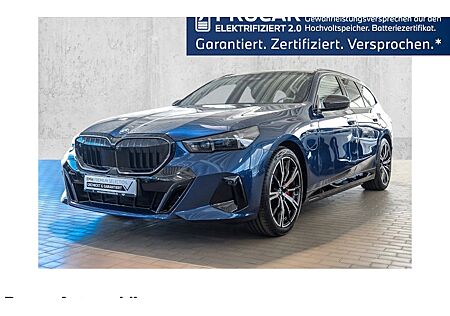 BMW 5er 550e xDrive Touring A 5 Türen