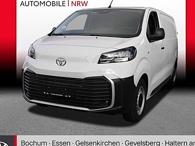 Toyota Pro Ace 2,2-l-D-4D 110kW L1 Meister 4 Türen