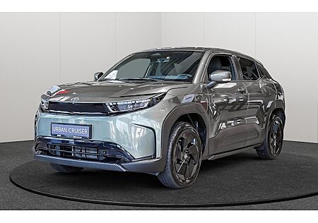 Toyota Urban Cruiser 61 kWh Teamplayer 5 Türen