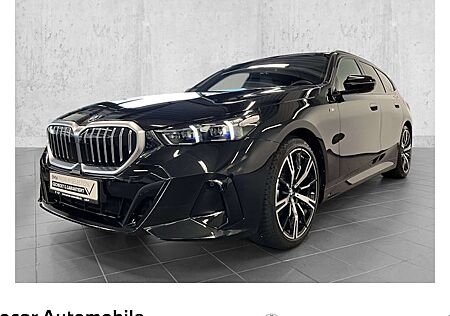 BMW 5er 520d xDrive Touring A 5 Türen
