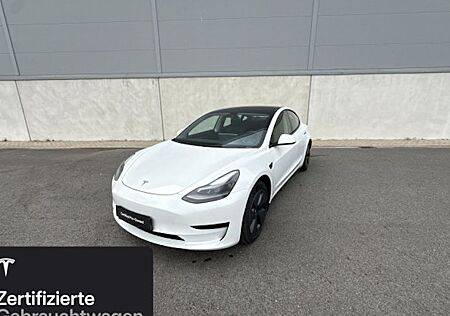 Tesla Model 3 Hinterradantrieb RWD 4 Türen