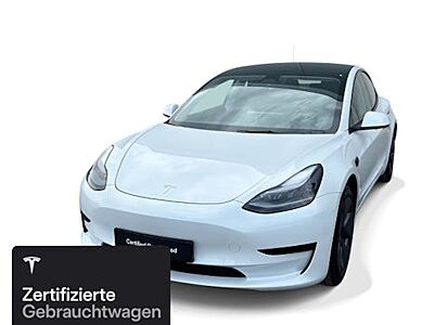 Tesla Model 3 Hinterradantrieb RWD 4 Türen