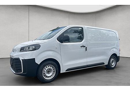Toyota Pro Ace 1,5-l-D-4D 88kW L1 Meister 4 Türen