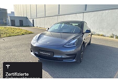 Tesla Model 3 Standard 4 Türen