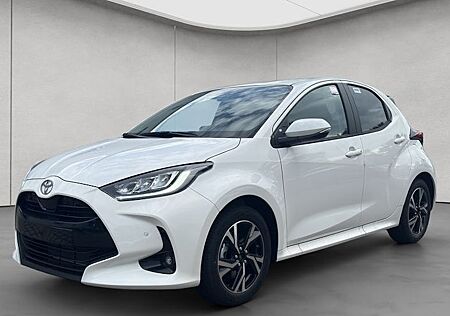 Toyota Yaris 1.5-l-VVT-i Hybrid 116 CVT Teamplayer 5 Türen