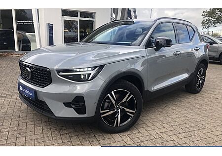 Volvo XC 40 B3 Plus Dark DCT 5 Türen