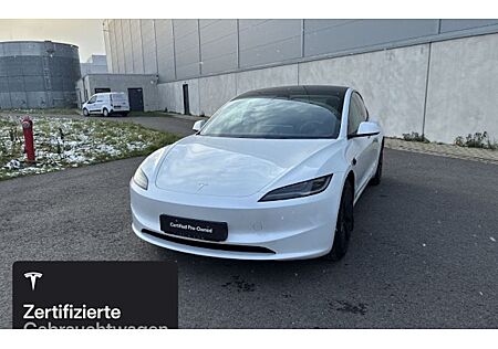 Tesla Model 3 Standard 4 Türen