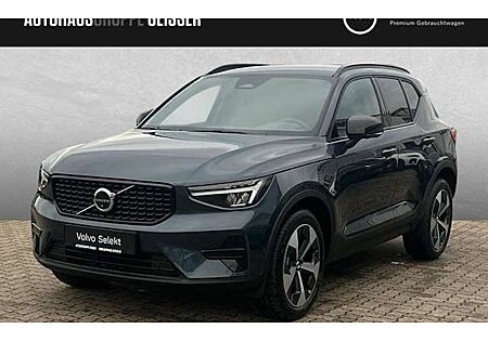 Volvo XC 40 B3 Plus Dark DCT 5 Türen