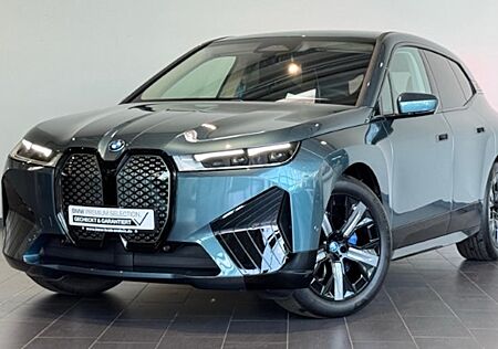 BMW iX xDrive40 5 Türen
