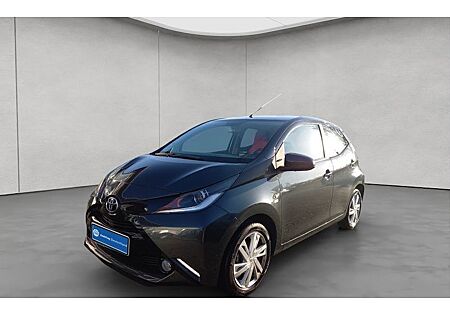 Toyota Aygo 1,0-l-VVT-i x-play Team Deutschland 5 Türen