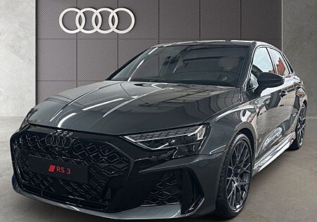 Audi RS3 2.5 TFSI S tronic quattro Sportback 5 Türen