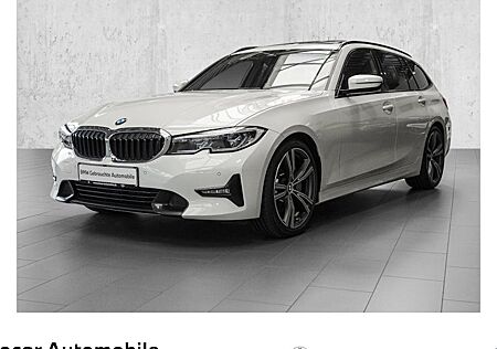 BMW 3er 330i Touring Sport Line Automatic 5 Türen