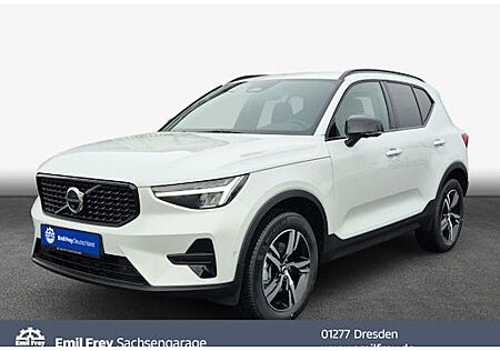 Volvo XC 40 B3 Plus Dark DCT 5 Türen