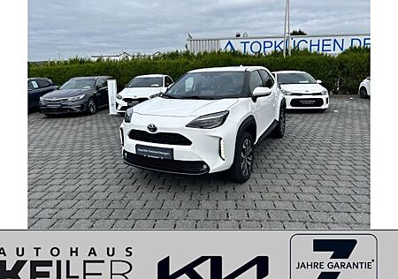 Toyota Yaris Cross 1,5-l-VVT-iE Team Deutschland 5 Türen
