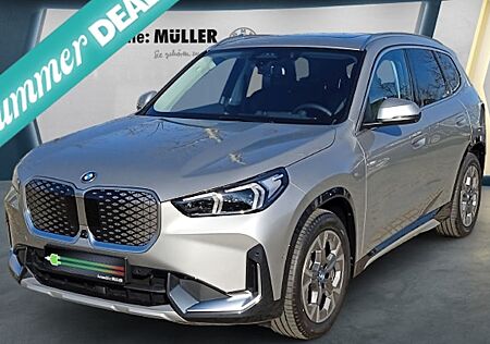 BMW iX1 eDrive20 5 Türen