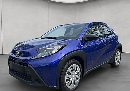 Toyota Aygo (X) Aygo (X) 1.0-l-VVT-i Play S-CVT 5 Türen
