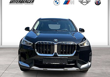 BMW X1 sDrive18i Steptronic 5 Türen