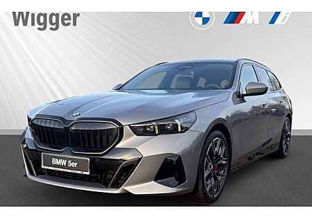 BMW 5er 540d xDrive Touring A 5 Türen