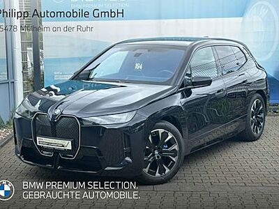 BMW iX xDrive45 5 Türen