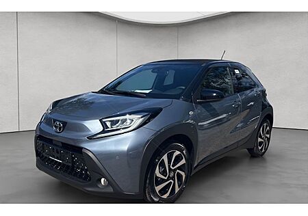 Toyota Aygo (X) Aygo (X) 1.0-l-VVT-i Play 5 Türen