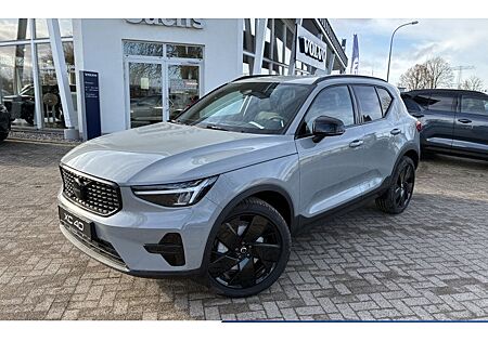 Volvo XC 40 B3 Plus Black Edition DCT 5 Türen
