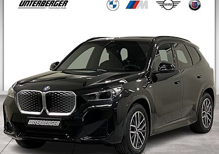 BMW iX1 eDrive20 5 Türen