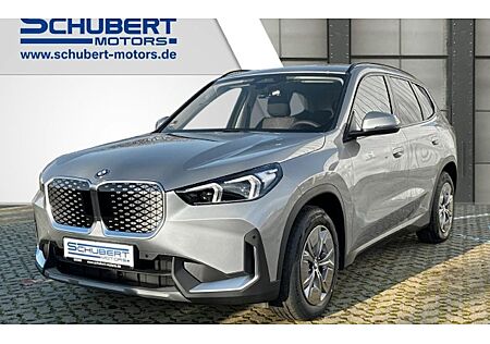 BMW iX1 eDrive20 5 Türen