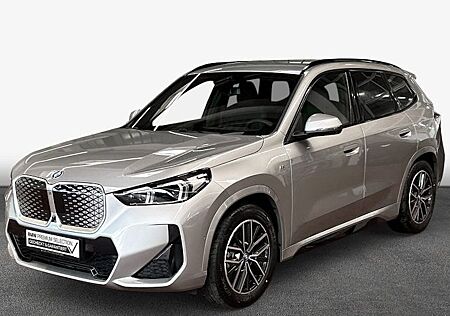 BMW iX1 xDrive30 5 Türen