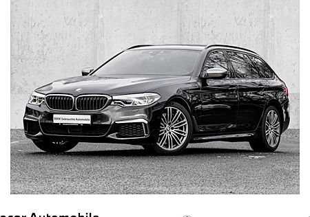 BMW 5er M550d xDrive Touring A 5 Türen