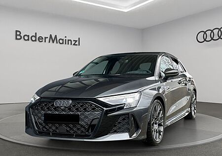Audi RS3 2.5 TFSI S tronic quattro Sportback 5 Türen