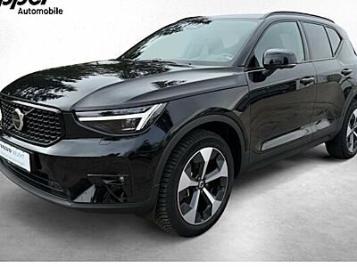 Volvo XC 40 B3 Plus Dark DCT 5 Türen