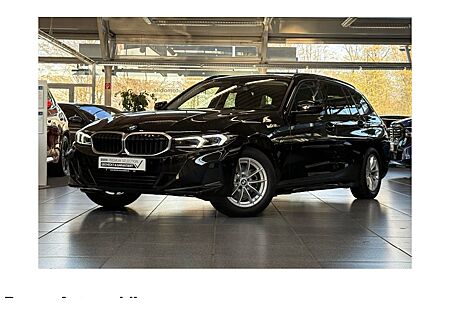 BMW 3er 320i Touring Auto 5 Türen
