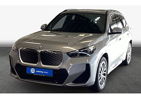 BMW iX1 xDrive30 5 Türen