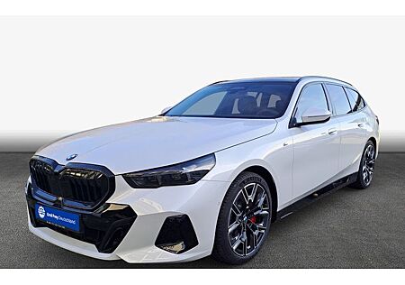 BMW 5er 540d xDrive Touring A 5 Türen