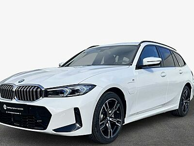 BMW 3er 330e xDrive Touring Automatic 5 Türen
