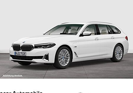 BMW 5er 530e Touring A 5 Türen