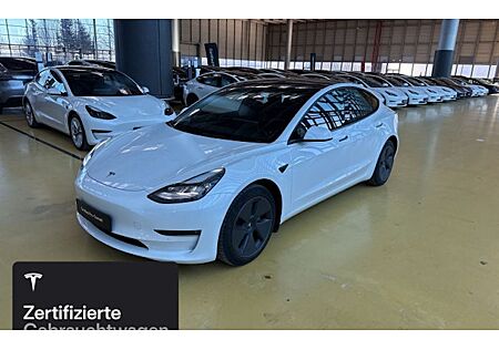 Tesla Model 3 Hinterradantrieb RWD Long Range 4 Türen