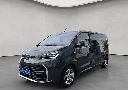 Toyota Pro Ace 2,0-l-D-4D 130kW L1 Team Deutschl. Auto 5 Türen