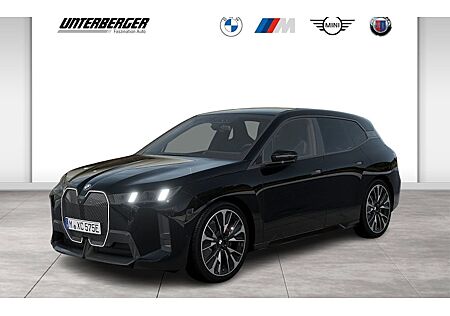BMW iX xDrive60 5 Türen
