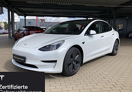 Tesla Model 3 Hinterradantrieb RWD 4 Türen